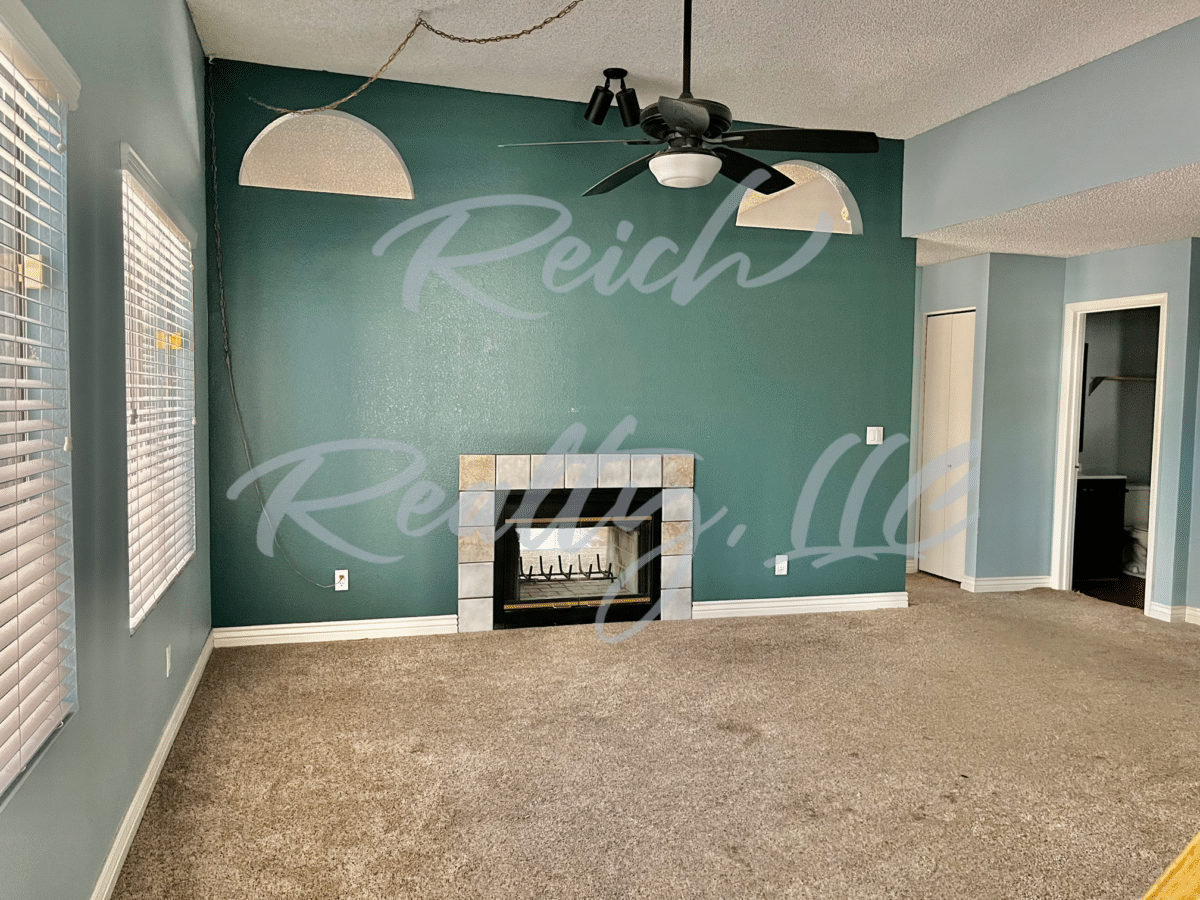 MESA RENTAL 4 Bed / 2.5 Bath UNFURNISHED 12 MONTH LEASE AVAILABLE